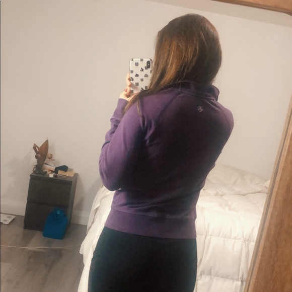 Vintage Lululemon Zip Up - Picture 3 of 9